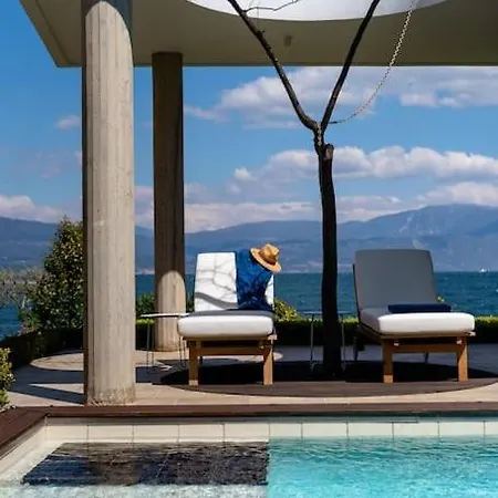 Lefkon Seaside Retreat * Kato Rodini